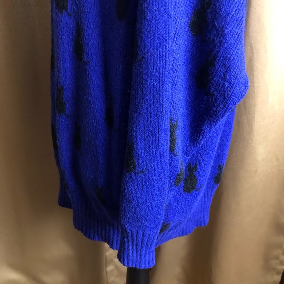 Lady Lilly Vintage Knit Collared Sweater with Black Cat Print and Gem Eyes - Picture 11 of 12